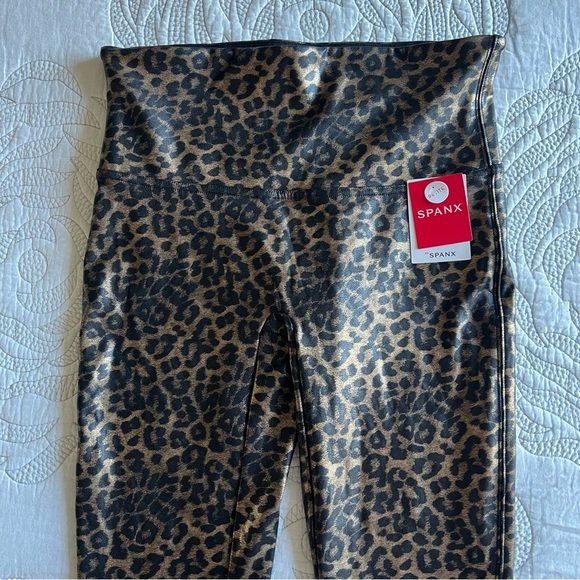 NWT - SPANX - Faux Leather Leopard Leggings in Leopard Shine - Picture 4 of 13